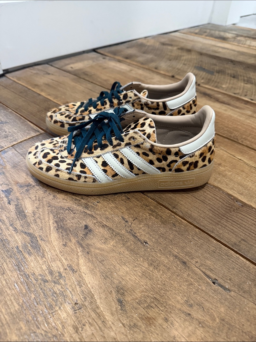 ADIDAS Handball Spezial. leopard / animal
print. size 6. - Picture 3 of 7